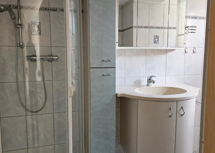 Haus Alva 아파트 *